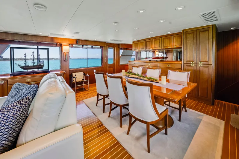 Serenity Yacht Photos Pics Salon