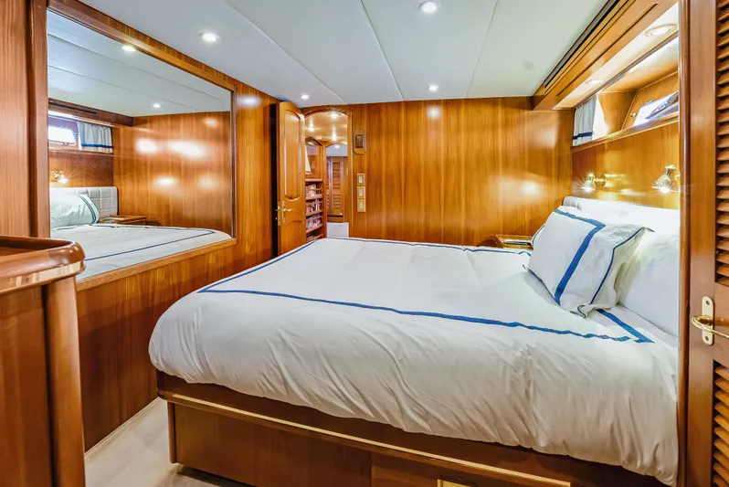 Serenity Yacht Photos Pics Port Guest Stateroom