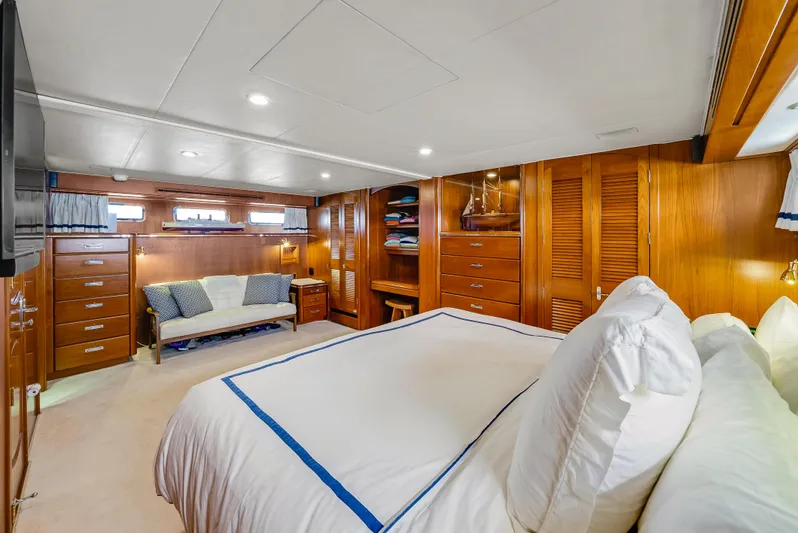 Serenity Yacht Photos Pics Owner's Stateroom