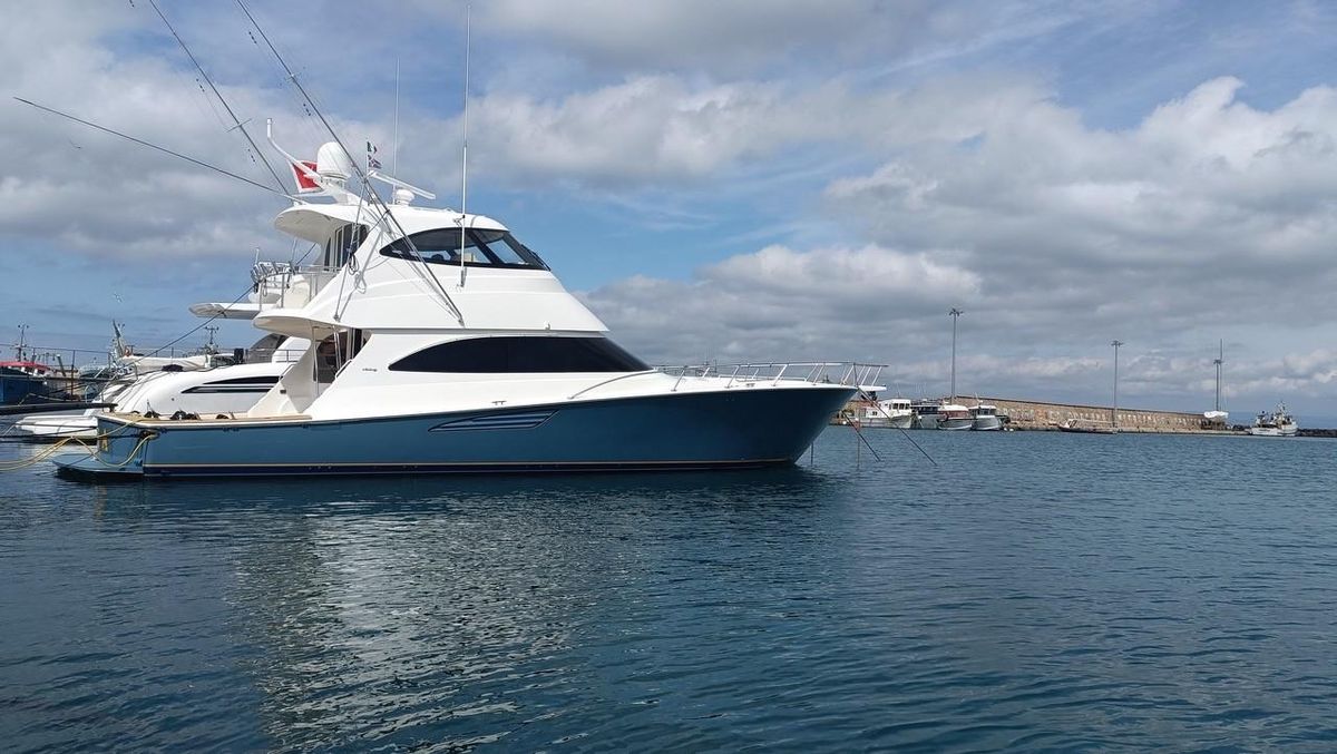 2018 Viking 62