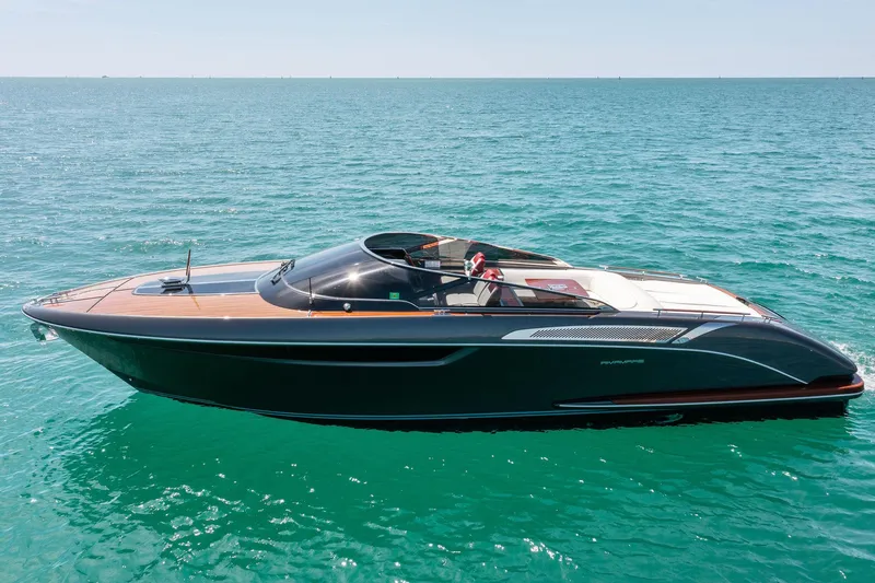 Carpe Vita Yacht Photos Pics 