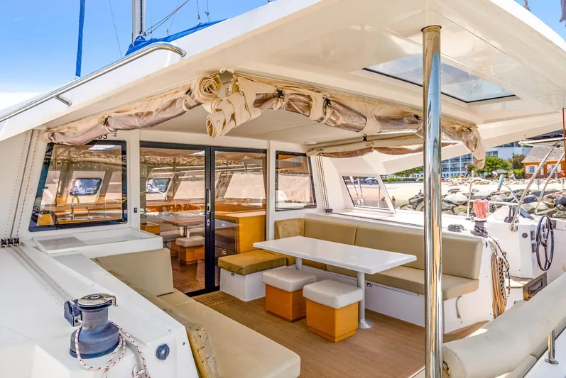 Vlaroda Yacht Photos Pics 