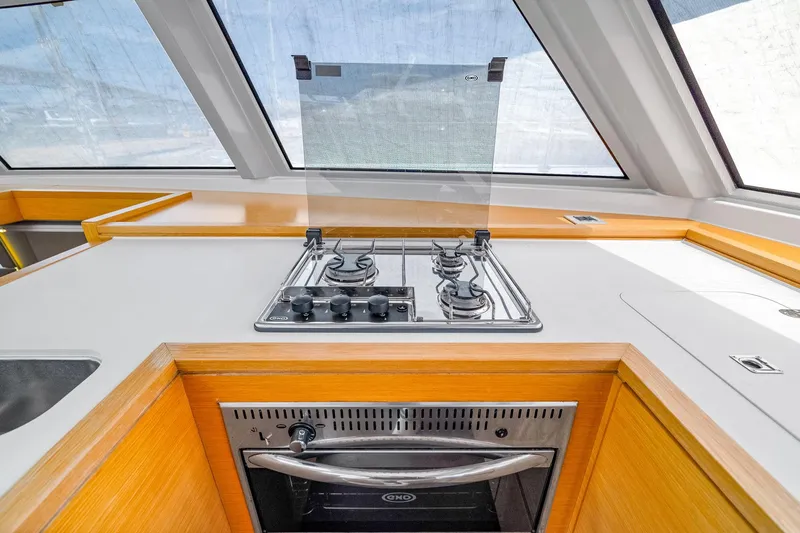 Vlaroda Yacht Photos Pics 