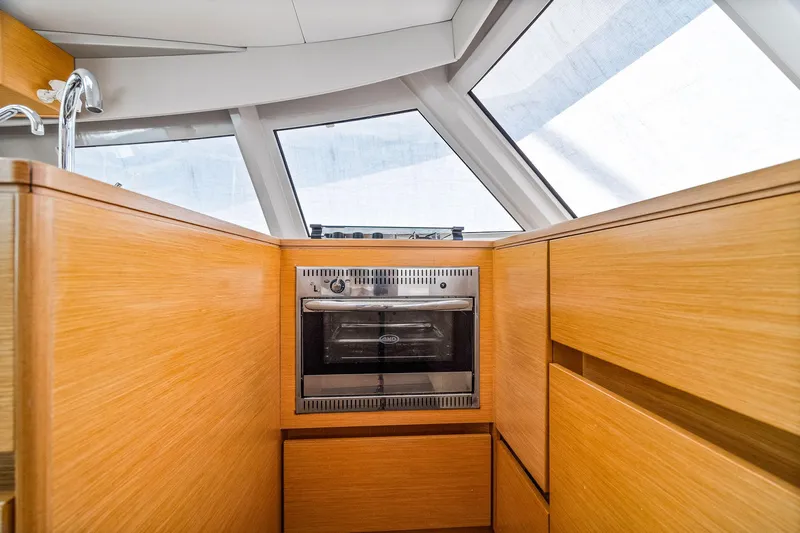 Vlaroda Yacht Photos Pics 