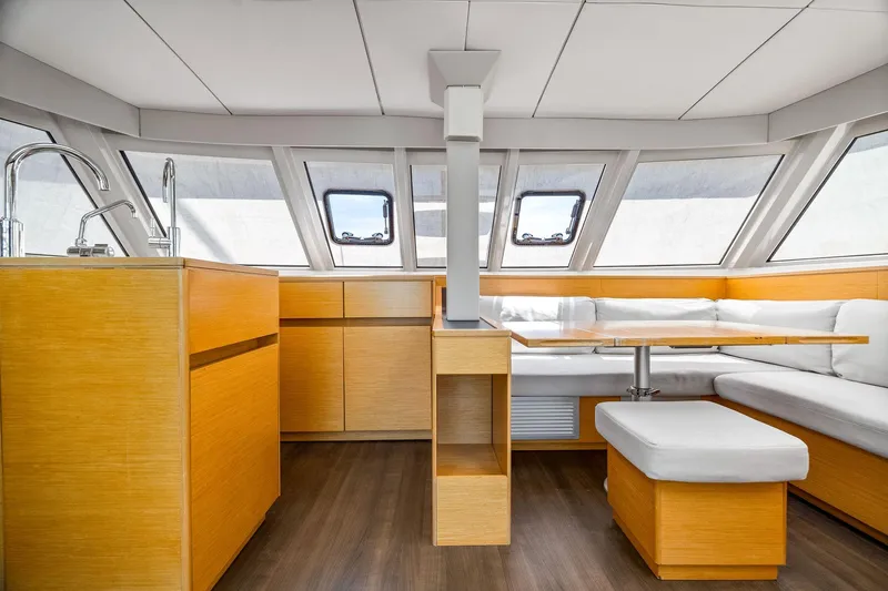 Vlaroda Yacht Photos Pics 