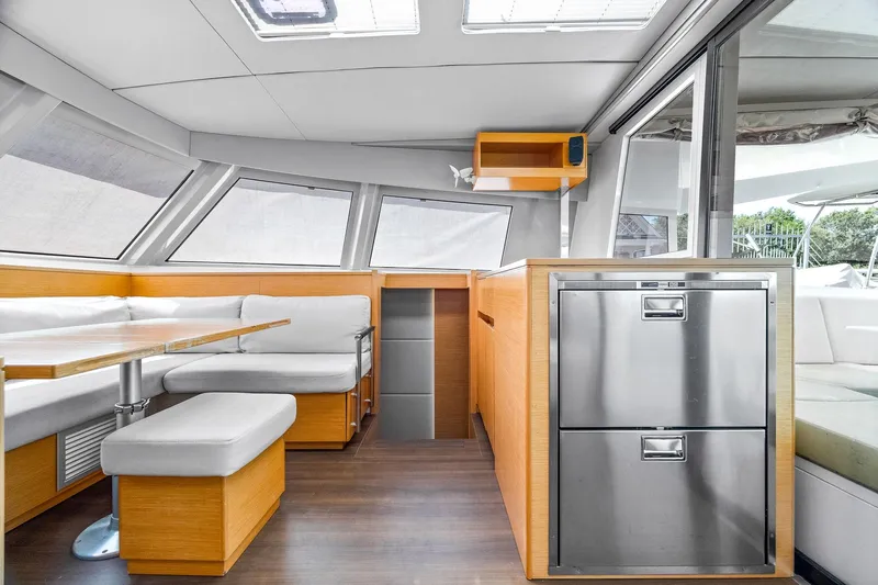 Vlaroda Yacht Photos Pics 