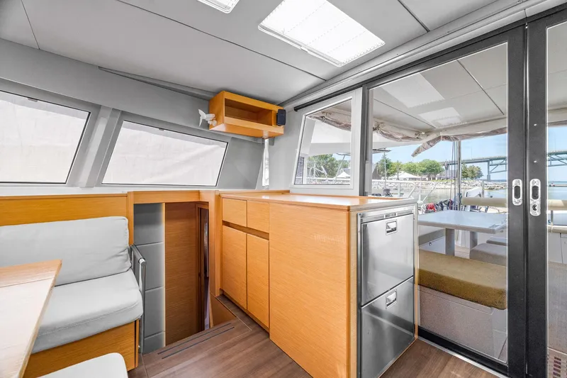 Vlaroda Yacht Photos Pics 