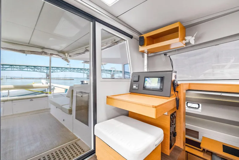 Vlaroda Yacht Photos Pics 