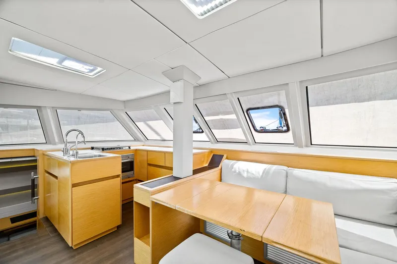 Vlaroda Yacht Photos Pics 