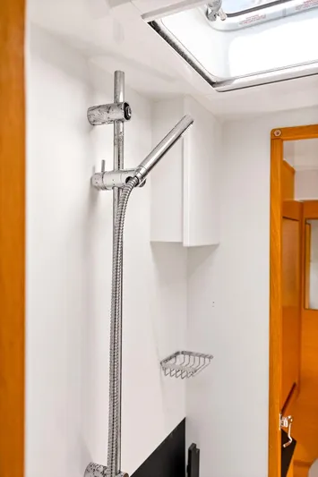 Vlaroda Yacht Photos Pics 