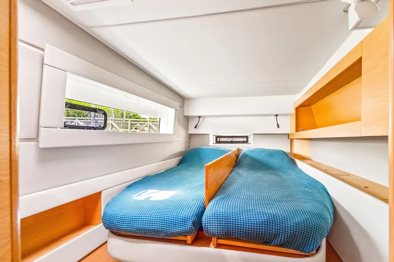 Vlaroda Yacht Photos Pics 