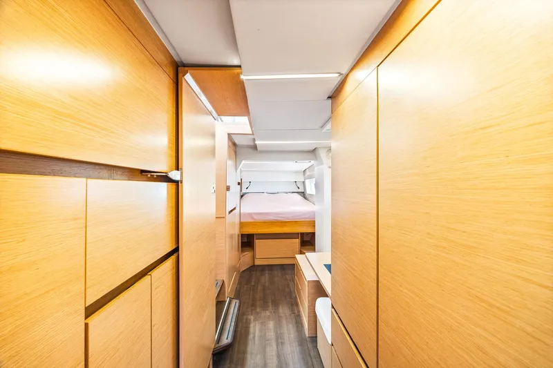 Vlaroda Yacht Photos Pics 