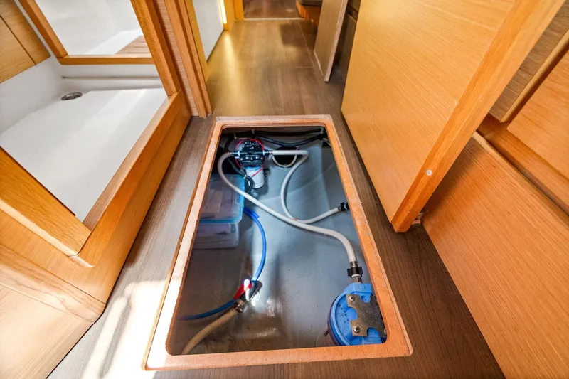 Vlaroda Yacht Photos Pics 