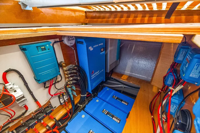 Vlaroda Yacht Photos Pics 