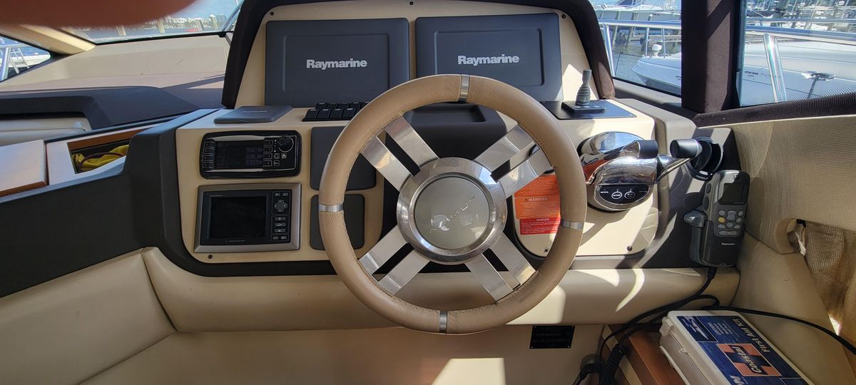 2013 Azimut 45 