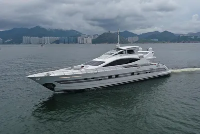 Cerri Cantieri Navali 102