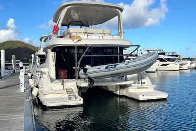 Aquila 48