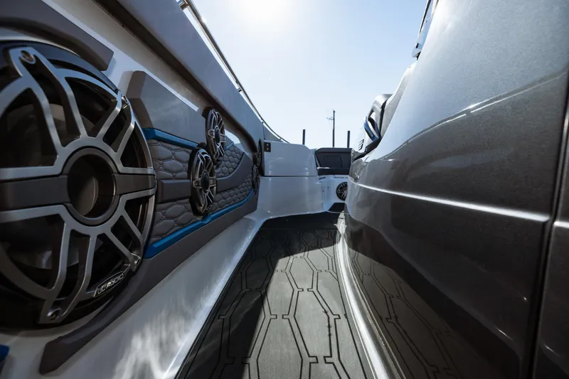  Yacht Photos Pics 2023 MTI V42 boat interior with high-end audio system and sleek design.