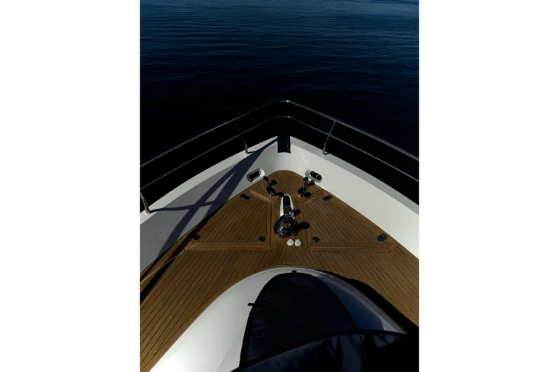 Big Blue Yacht Photos Pics Bow of 2014 Fairline Squadron 78 Custom yacht with teak decking.
