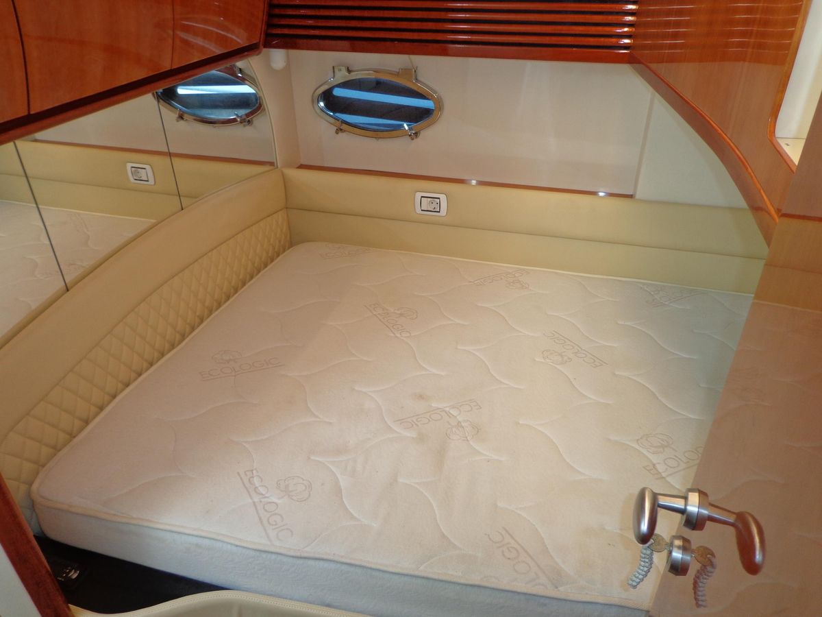 2000 Pershing 55 