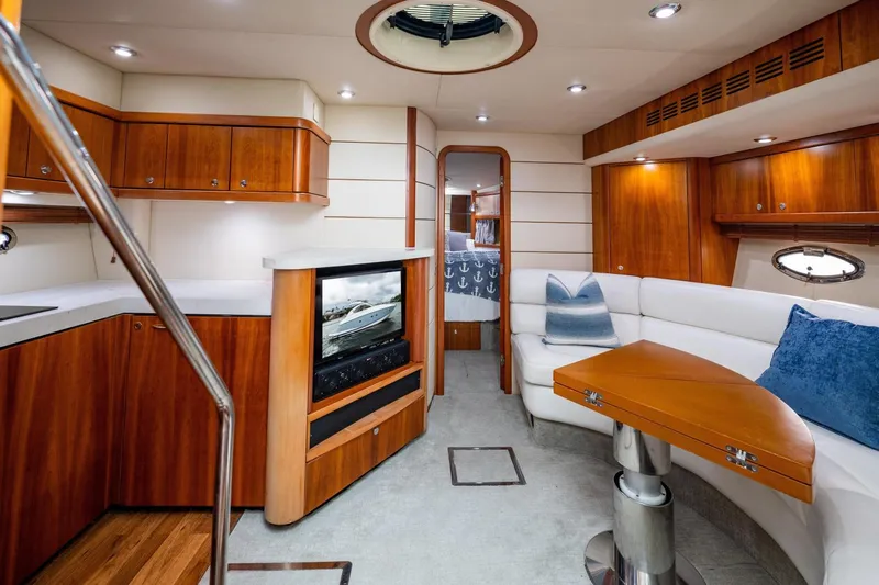 Catmandu Yacht Photos Pics Sunseeker 47 Catmandu - Salon