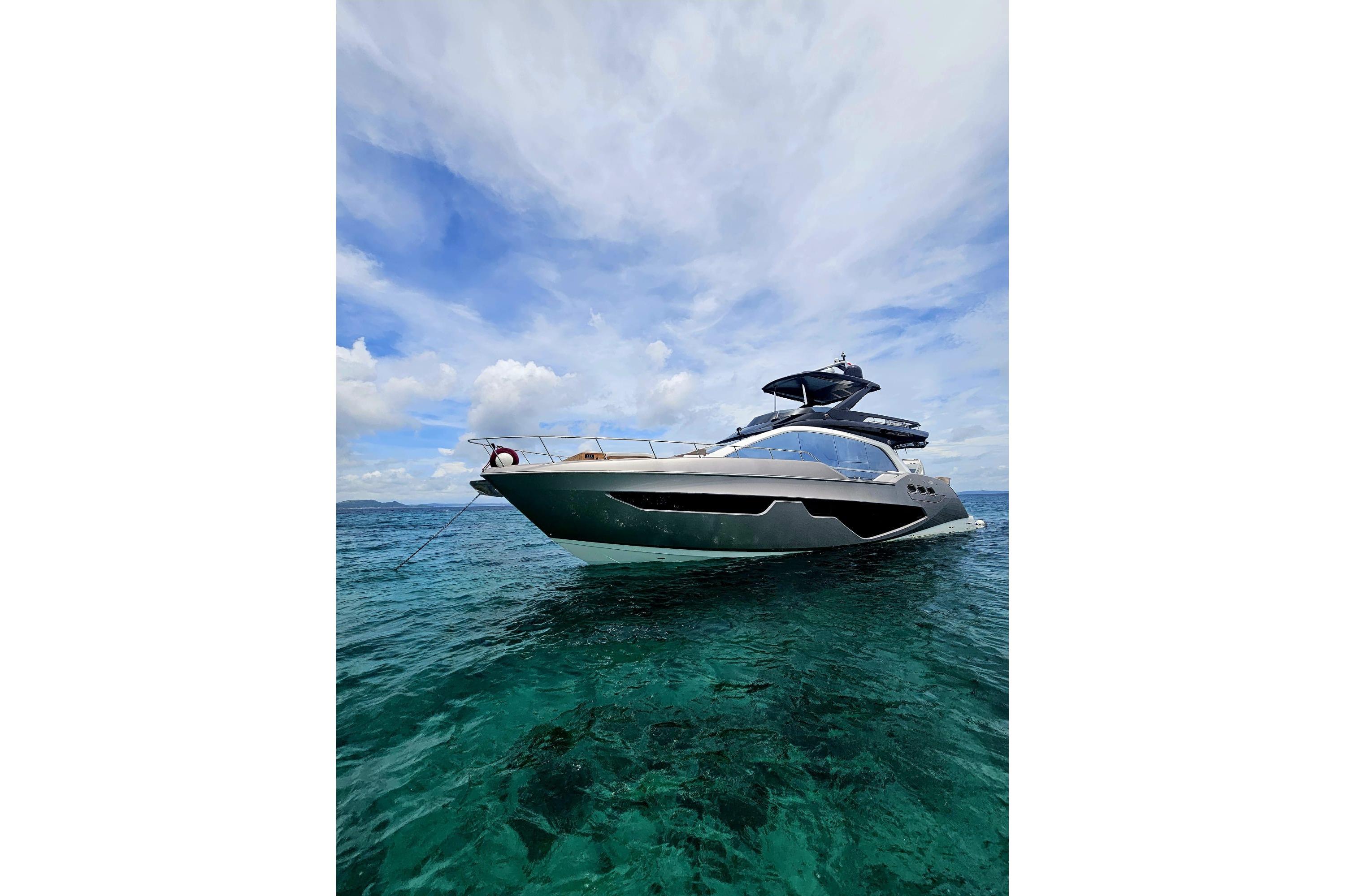 Sessa Marine 68 Gullwing Fly