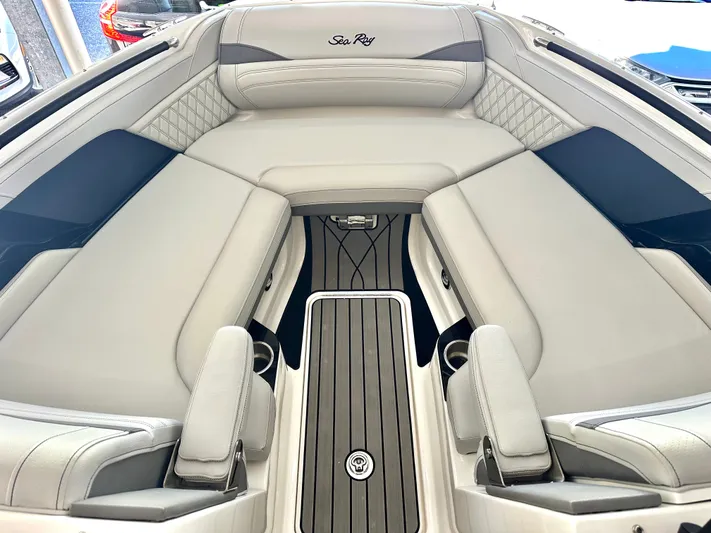  Yacht Photos Pics Interior of 2024 Sea Ray 260 SLX OB with luxurious seating.