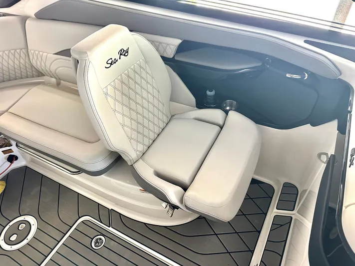  Yacht Photos Pics Interior of 2024 Sea Ray 260 SLX OB with luxurious seating design.