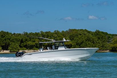 2023 40' Invincible-40 Catamaran Tequesta, FL, US