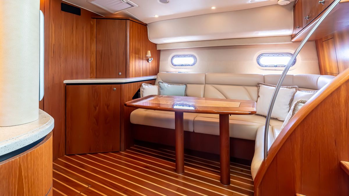 2007 Tiara Yachts 43 