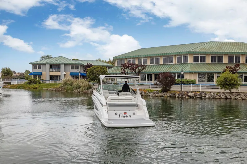 Parisii Yacht Photos Pics 