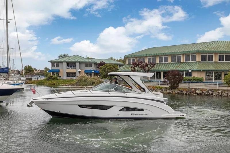 Parisii Yacht Photos Pics 