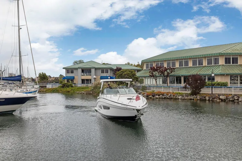 Parisii Yacht Photos Pics 