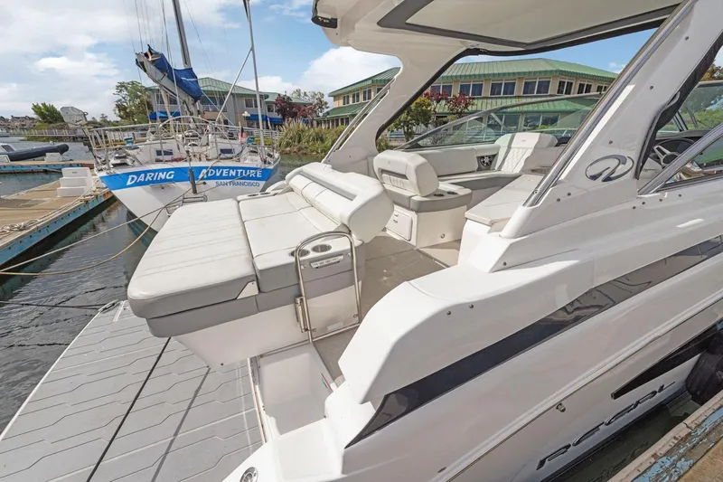 Parisii Yacht Photos Pics 