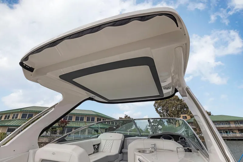 Parisii Yacht Photos Pics 