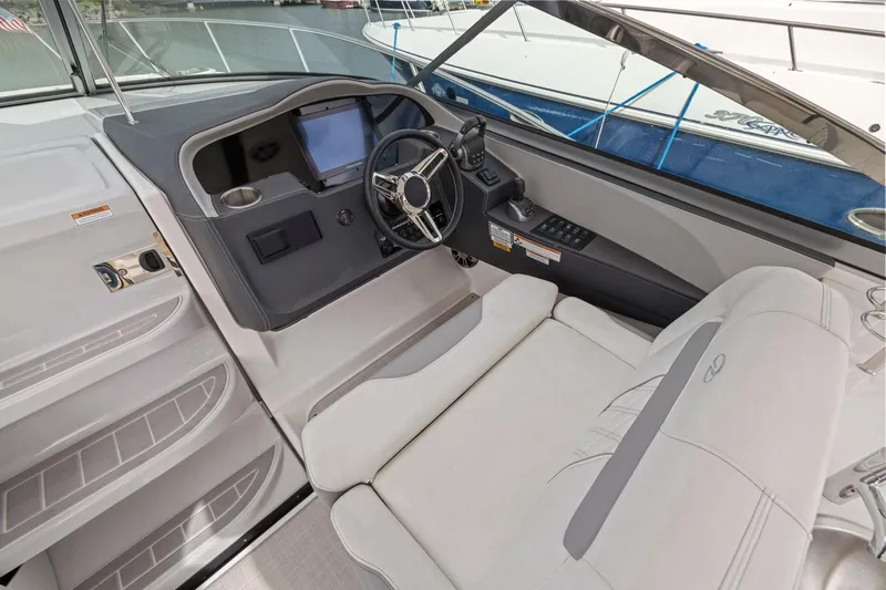 Parisii Yacht Photos Pics 