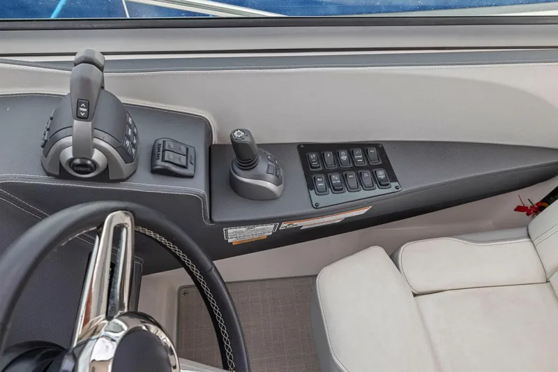 Parisii Yacht Photos Pics 