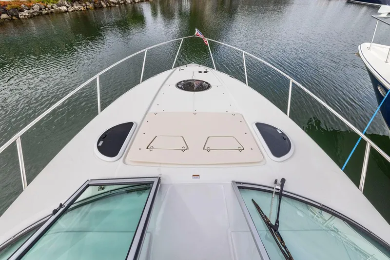 Parisii Yacht Photos Pics 