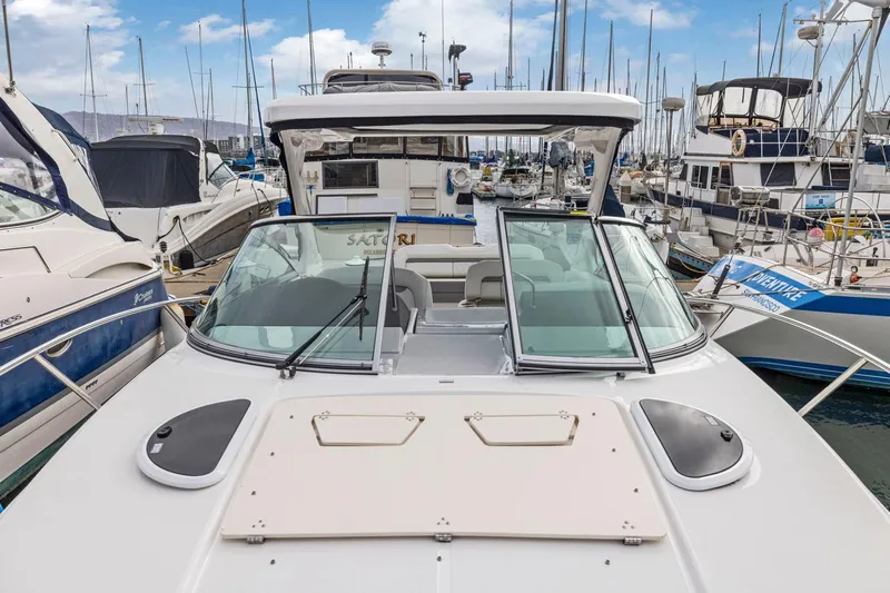 Parisii Yacht Photos Pics 