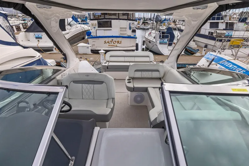 Parisii Yacht Photos Pics 