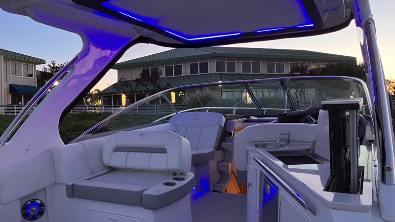 Parisii Yacht Photos Pics 