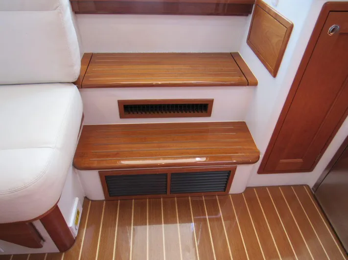 Barcode Yacht Photos Pics Awlgrip on Cabin Sole