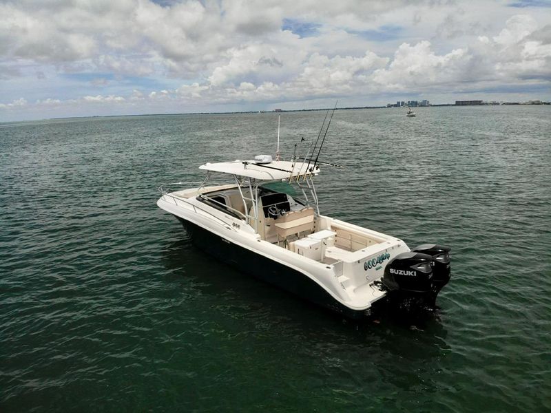 2006 Hydra-Sports 3300 VX Center Console