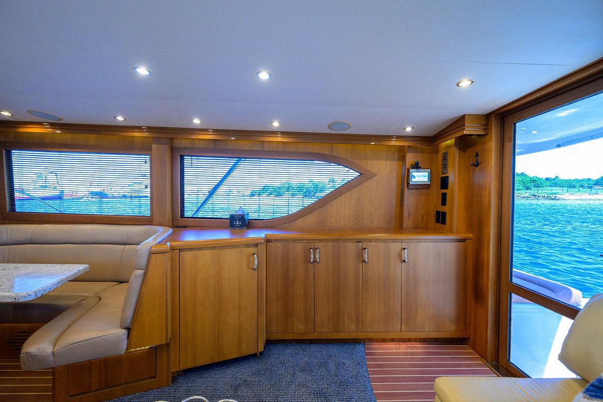 2001 Hatteras 60 