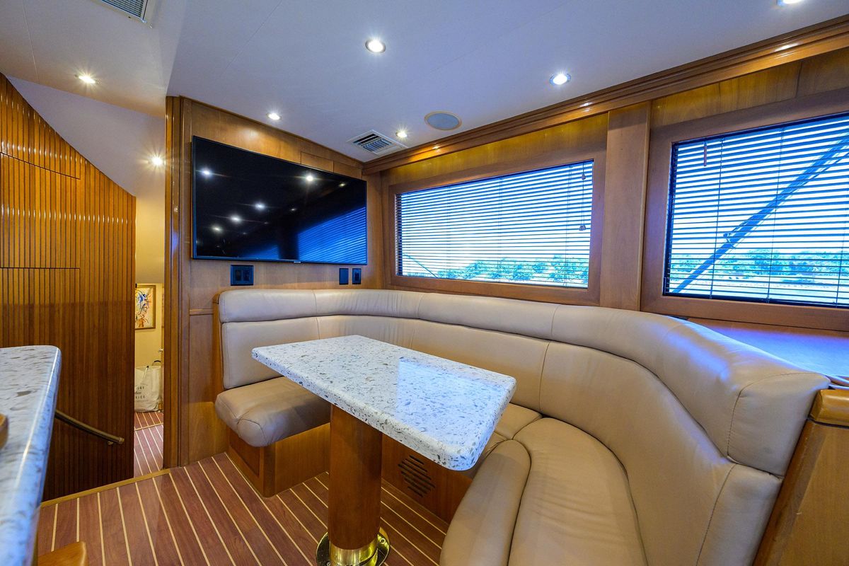 2001 Hatteras 60 