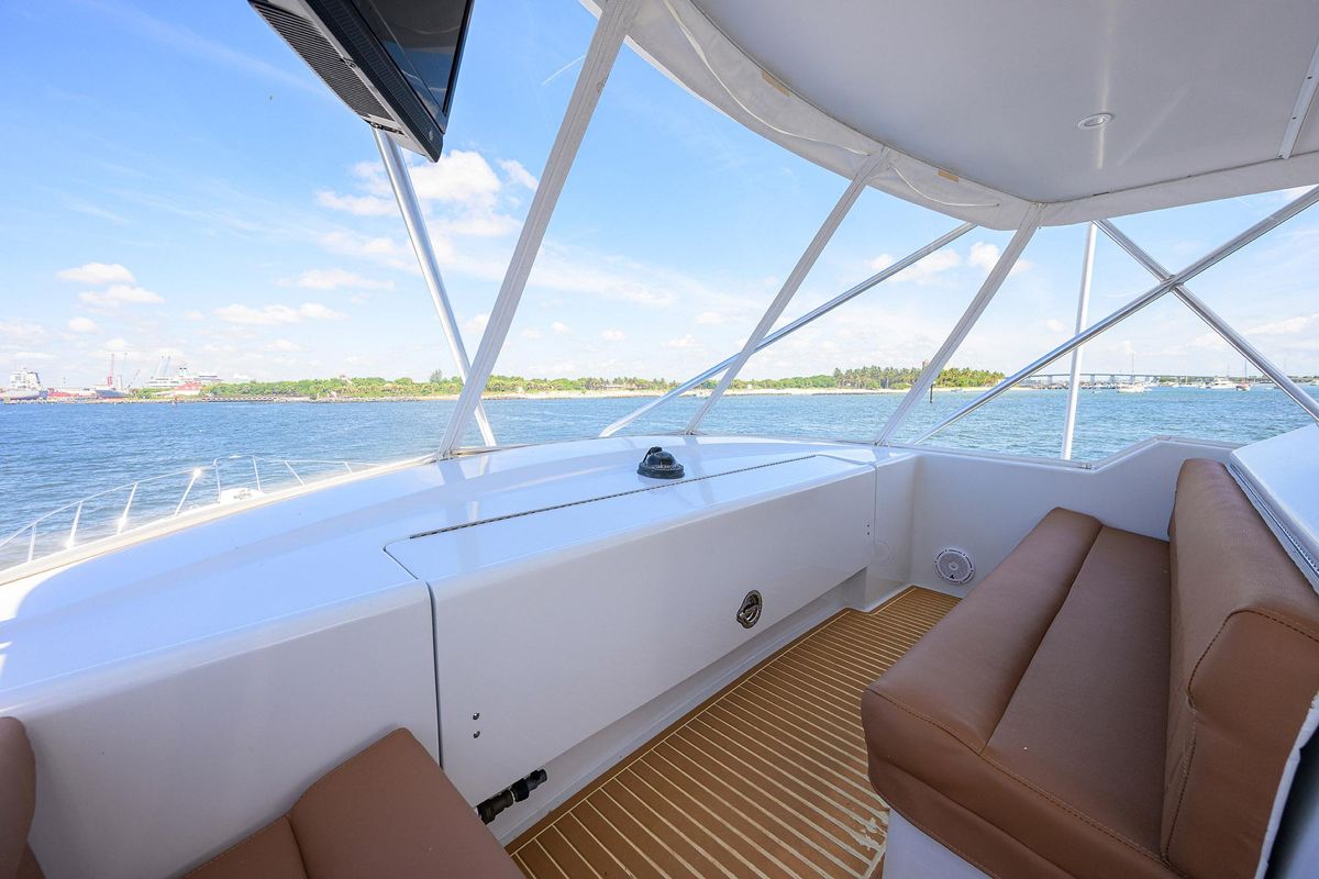 2001 Hatteras 60 