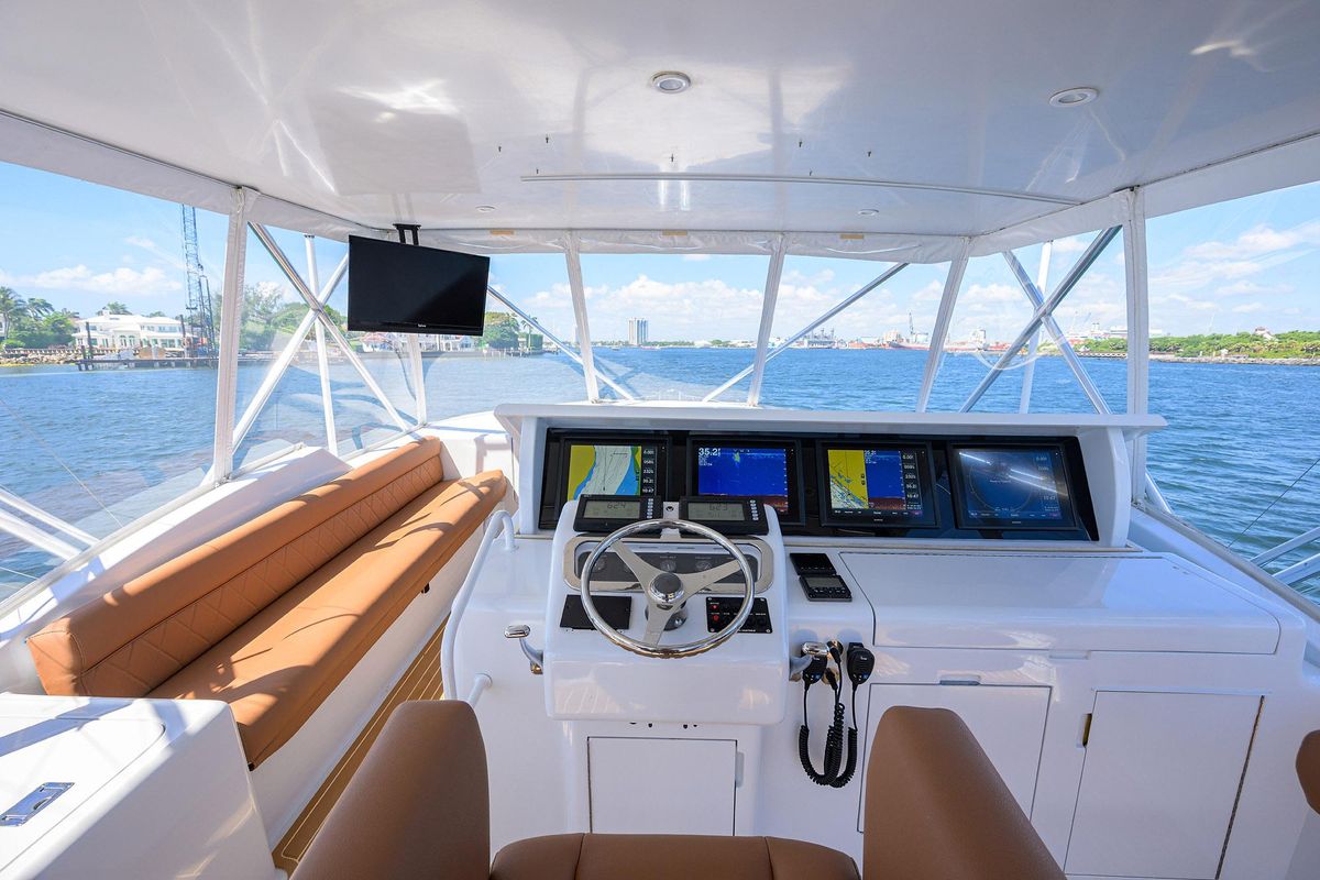 2001 Hatteras 60 