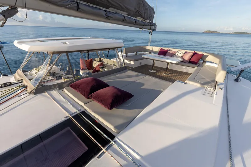 Salty Dog Yacht Photos Pics 