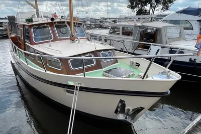1975 Curtevenne 1000 Paviljoenkotter