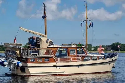 1975 Curtevenne 1000 Paviljoenkotter